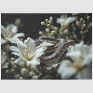 Slang in de tuin tissuepapier