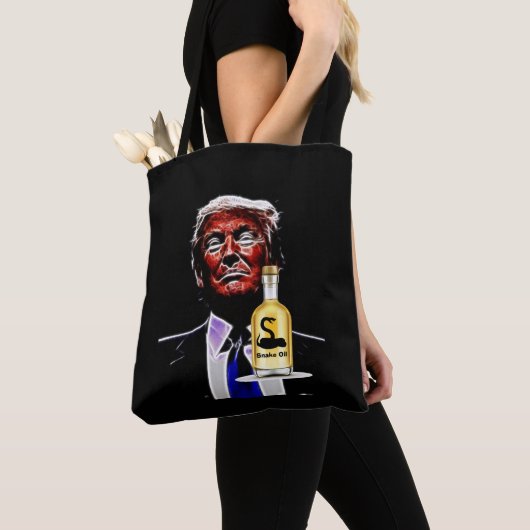 Slangenolieverkoper Boodschappentas Tote Bag (Dichtbij)