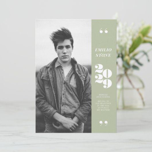 Slank Afstudeerder Afstuderen Aankondiging (Staand voorkant)