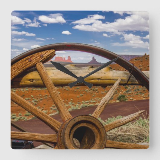 Slank wagon, Arizona Vierkante Klok (Voorkant)