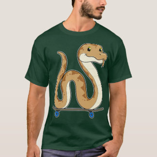 Slanke als Skater met Skateboard T-shirt