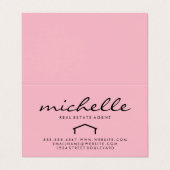 Slanke makelaar in onroerend goed (roze) visitekaartje (Buitenkant ongevouwen)