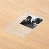 Slanke Pijlen Vetgedrukte Datum Foto Informele bru Acryl Uitnodigingen (Laagn)