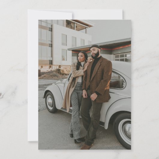 Slanke zwart-wit foto minimalistische bruiloft kaart (Achterkant)