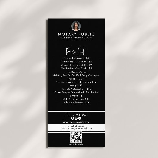 Slanke zwart-wit QR-code notaris prijslijst Reclamekaart