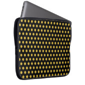 Slanke zwarte laptop Hoesje met Gold Polka accente Laptop Sleeve (Voorkant Rechts)
