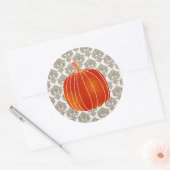 Slanzend Oranje herfst Pumpkin Burlap White Damask Ronde Sticker (Envelop)