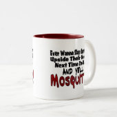 Slap Me & de Mosquito Tweekleurige Koffiemok (Voorkant rechts)