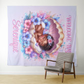 Slapen Baby Girl in Seashell Bloemenpastel Wandkleed (In Situ (horizontaal))