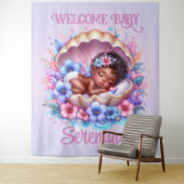 Slapen Baby Girl in Seashell Bloemenpastel Wandkleed (In situ)