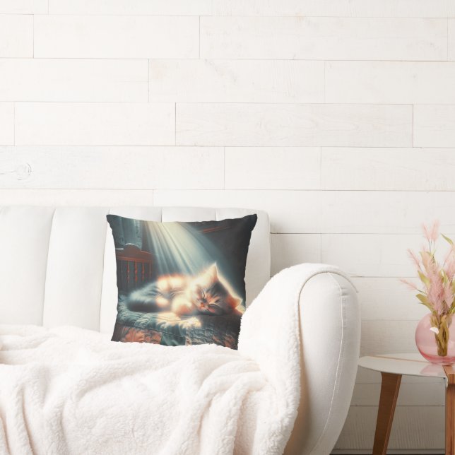 Slapen kitten in zonlicht kussen (Bank)