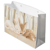 Slapen konijn en fawn in bos groot cadeauzakje (Achterkant Gekanteld)