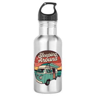Slapen rond camper waterfles