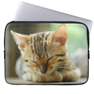 Slapend klein Baby Kat Laptop Sleeve