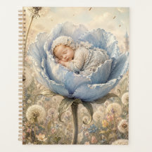 Slapende baby in blauwe bloem