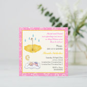 Slapende baby meisje strooi roze gele uitnodiging (Staand voorkant)