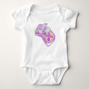 SLAPENDE SARDINES STIJGEN EN SCHIJNEN ROMPER