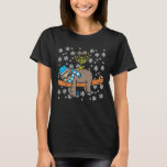 Slapende Sloth Menorah Hanukkah Chanukah Animal Je T-shirt<br><div class="desc">Slaapluiaard Menorah Chanoeka Chanoeka Dier Joods 1</div>
