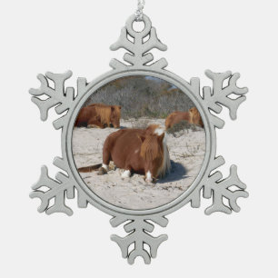 Slapende Wilde Poneys in Assateague National Park Tin Sneeuwvlok Ornament