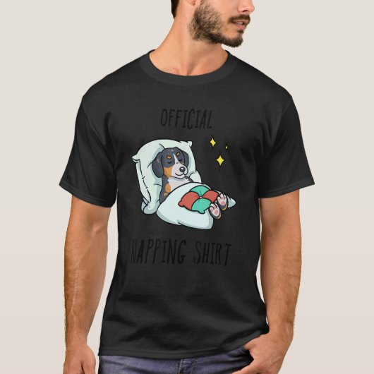 Slapende Zwitserse berghond T-shirt (Voorkant)