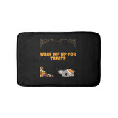 Slaperig dier klaar voor Halloween traktaties! Cla Badmat (Voorkant)