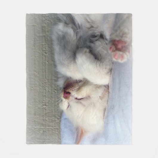 Slaperig Kitten Fleece Deken (Voorkant)