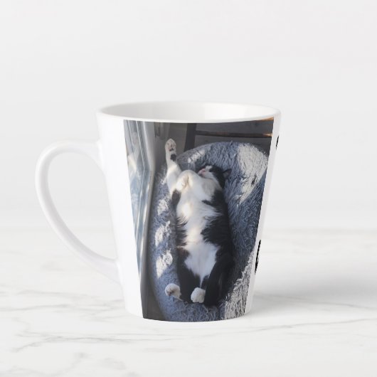 Slaperige Kat Latte Mok (Links)