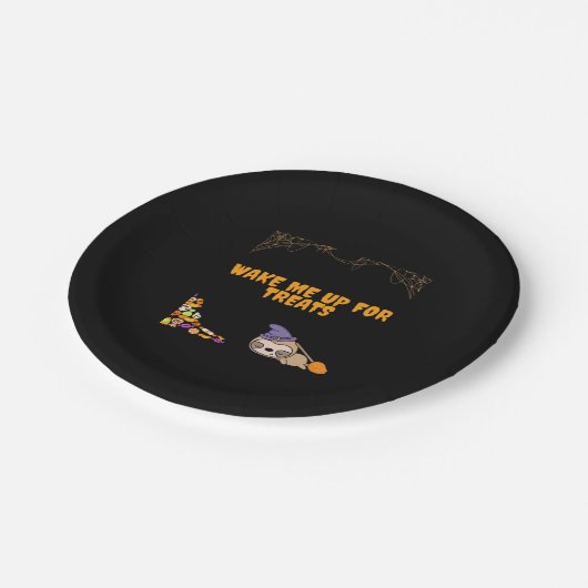 Slaperige luiaard klaar voor Halloween traktaties! Papieren Bordje (Gekanteld)