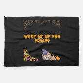 Slaperige luiaard klaar voor Halloween traktaties! Theedoek (Horizontaal)