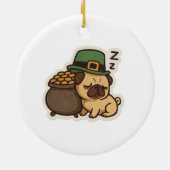 Slaperige Pug Kabouter Retro St. Patrick's Dag Keramisch Ornament (Achterkant)