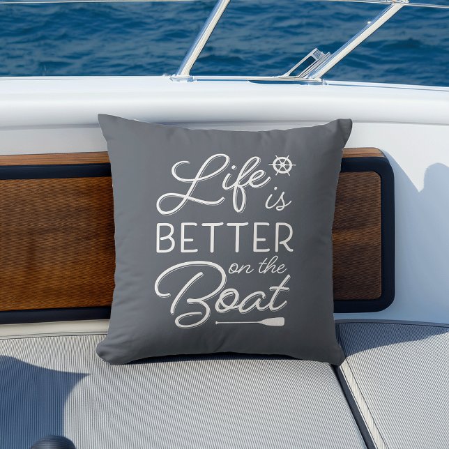 Slate Blue Life is beter op de boot Buitenkussen (Creator heeft geüpload)