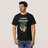 Slava Ukraini, glory to Ukraine T-Shirt (Voorkant volledig)