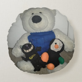 Slecht droomkat, brandweerman en poologe rond kussen