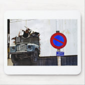 Slecht parkeren door de muur muismat (Voorkant)