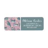 Slechte Grijze Tabby Katten Knocking Stuff Over Etiket (Voorkant)