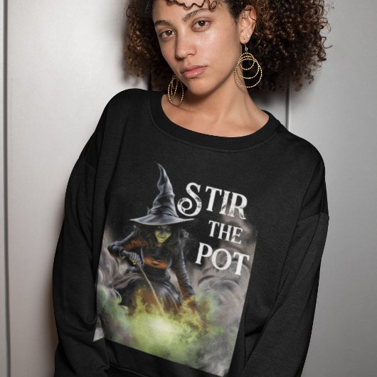 Slechte Halloween-heks roert de pot T-shirt