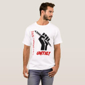 Slechte Spellers ontbinden! Verhoogde vuist Humor T-shirt (Voorkant volledig)