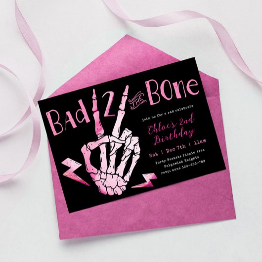 Slechte twee de Bone Girls Tweede Verjaardag Uitno Kaart