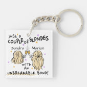 "Slechts een paar blondjes" Custom Name Sleutelhan Sleutelhanger (Achterkant)