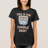 Sleeng Otter Couple This Is Our Cuddle  T-shirt (Voorkant)