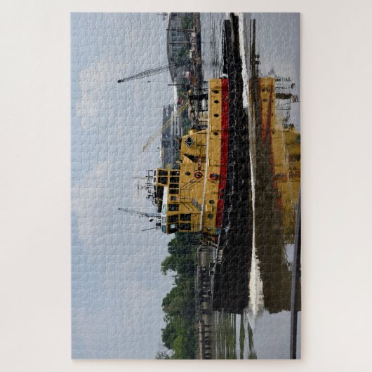 Sleepboot aan het werk bij de rivier legpuzzel (Verticaal)