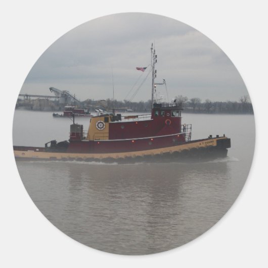 Sleepboot in de Mist Ronde Sticker (Voorkant)