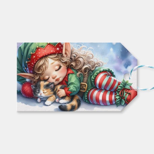 Sleeping Christmas Elf met Calico Kitten Cadeaulabel (Voorkant (Horizontaal))