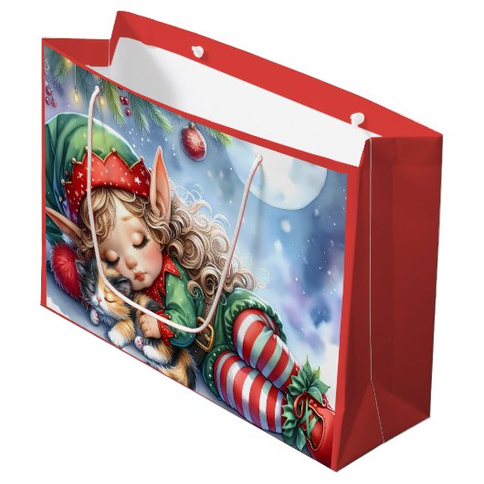 Sleeping Christmas Elf met Calico Kitten Groot Cadeauzakje (Voorkant Gekanteld)
