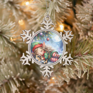 Sleeping Christmas Elf met Calico Kitten Tin Sneeuwvlok Ornament