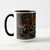 Sleeping Jaguar Coffee Mok door Julie Everhart (Links)