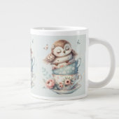 Sleeping Owl in Stacked Floral Teacups Grote Koffiekop (Rechts)