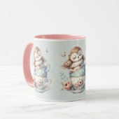 Sleeping Owl in Stacked Floral Teacups Mok (Voorkant links)