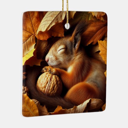 Sleeping Squirrel Ornament (Rechts)