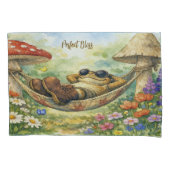 Sleeping Toad and Mushrooms Pillowcase Set  Kussensloop (Voorkant-Links)